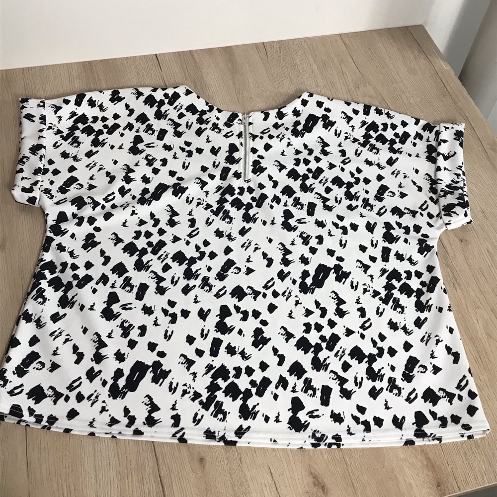 Melloday Short Sleeve Stretch Blouse Top White Black Print Size XL - Picture 7 of 11